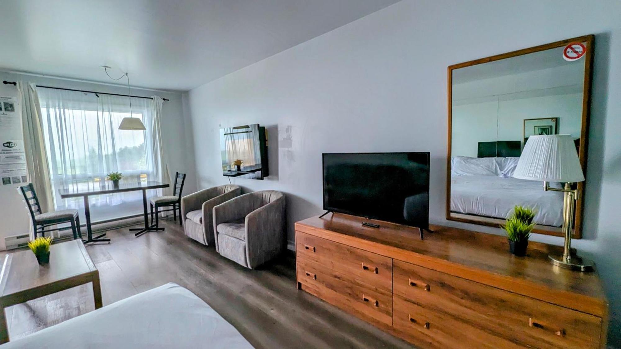 Auberge De Nos Aieux Les Eboulements Экстерьер фото